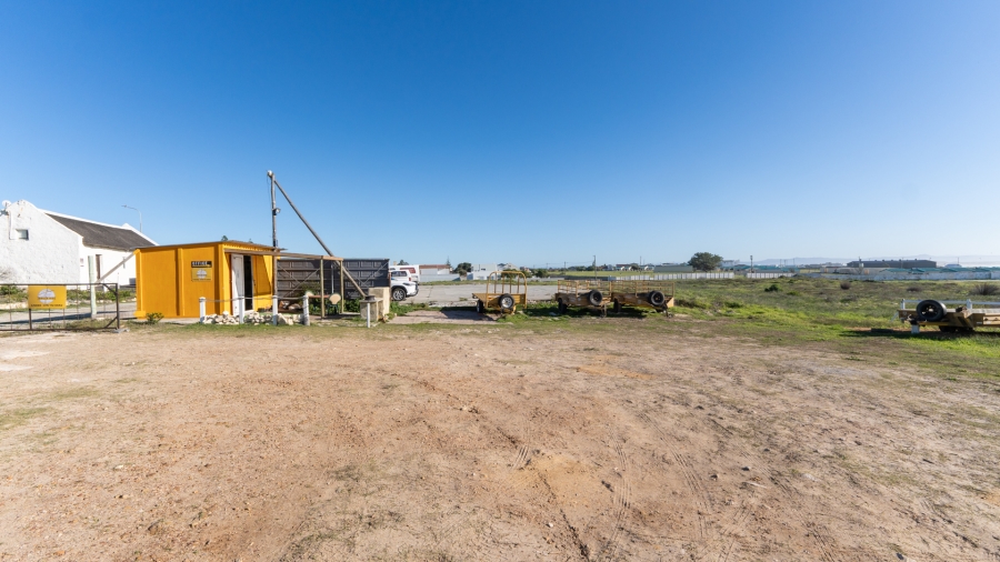 Commercial Property for Sale in Struisbaai Western Cape